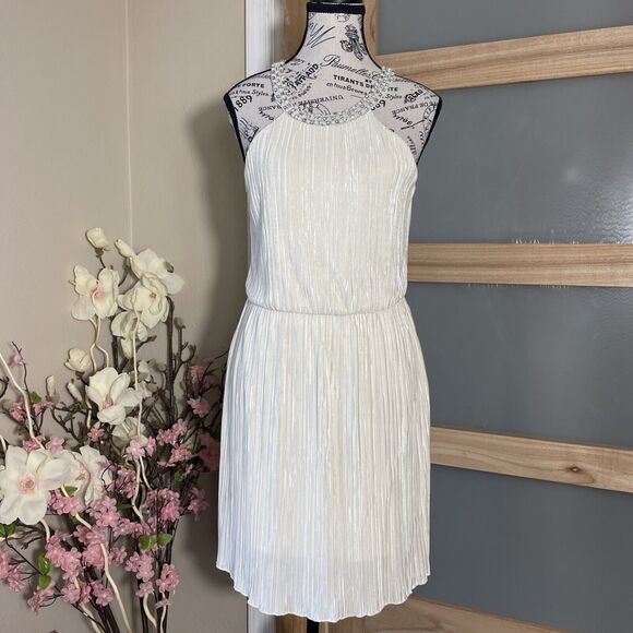 Jacaranda Ivory Elastic Waist Pleated Halter Midi Dress Women's Size M - Picture 1 of 9